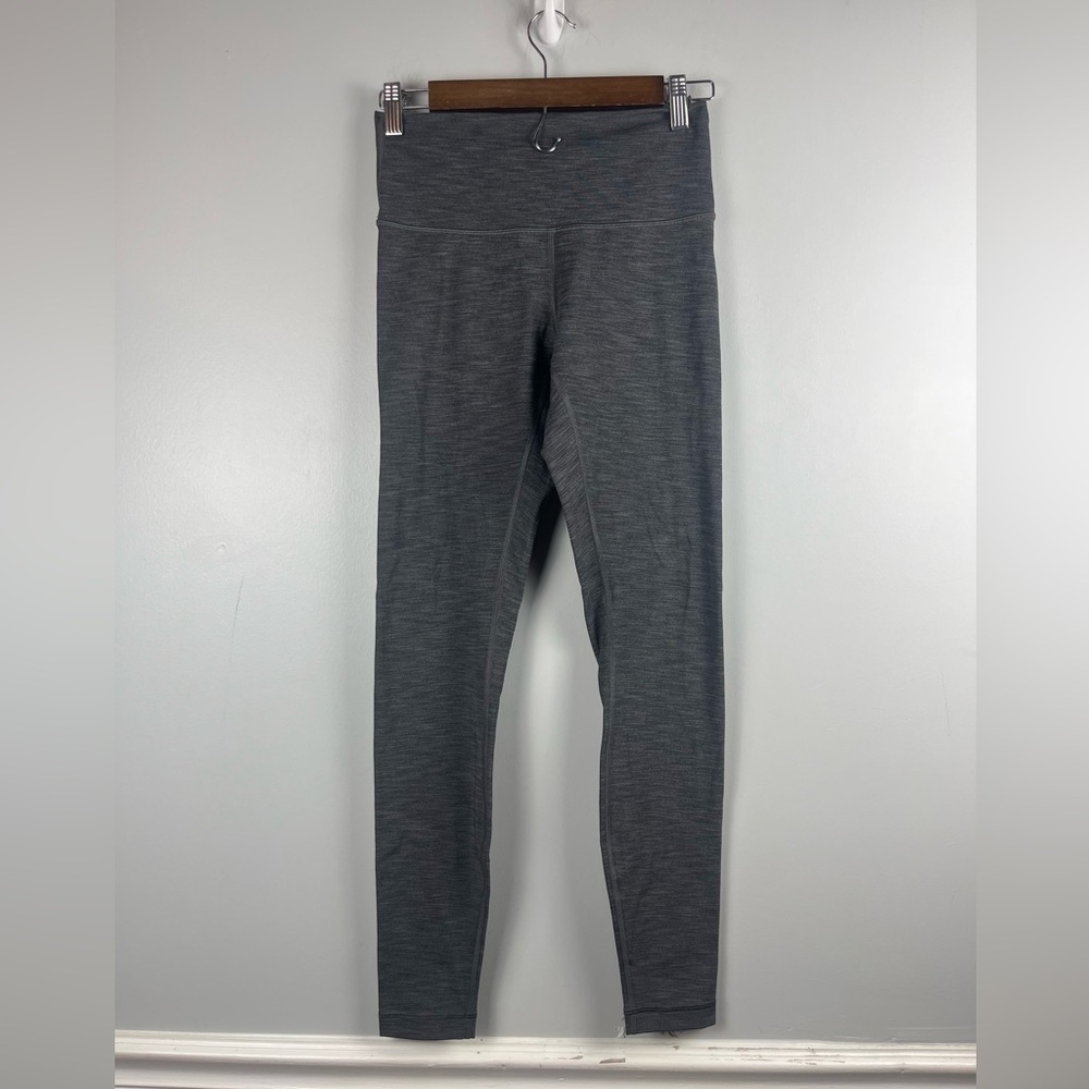 Lululemon Wunder Under 7/8 leggings size 6